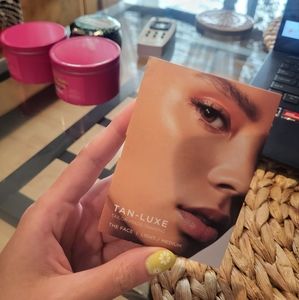TAN-LUXE THE FACE Illuminating Self-Tan Drops